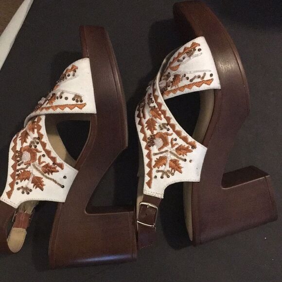 Comfort Beaded Heels - Picture 8 of 15